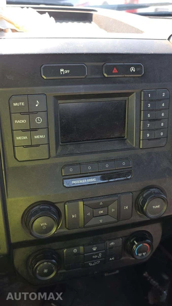 2018 Ford F-150 XL Regular Cab Medium Bed – miniatura 32