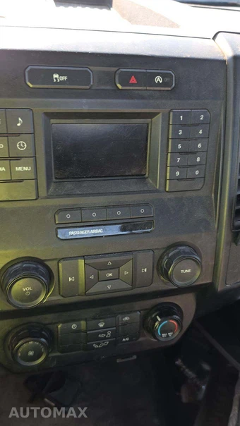 2018 Ford F-150 XL Regular Cab Medium Bed – miniatura 35