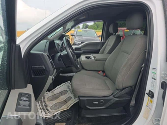 2018 Ford F-150 XLT Crew Cab Medium Bed - miniatura 3