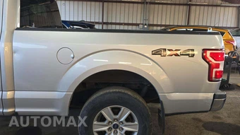 2018 Ford F-150 XLT Crew Cab Medium Bed - miniatura 52