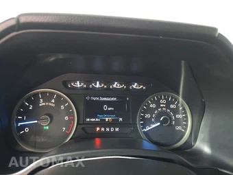 2018 Ford F-150 XLT Crew Cab Medium Bed - miniatura 12