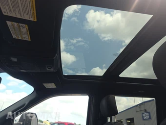 2018 Ford F-150 XLT Crew Cab Medium Bed - miniatura 18