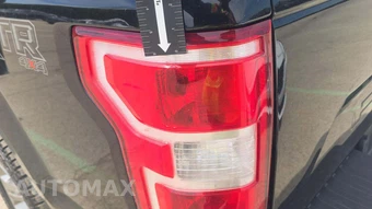 2018 Ford F-150 XLT Crew Cab Medium Bed - miniatura 39