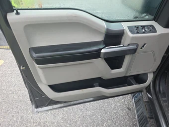 2018 Ford F-150 XLT Crew Cab Short Bed – miniatura 9