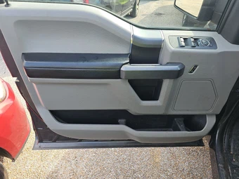 2018 Ford F-150 XLT Crew Cab Short Bed - miniatura 9