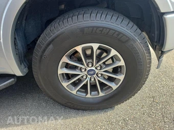 2018 Ford F-150 XLT Crew Cab Short Bed - miniatura 9
