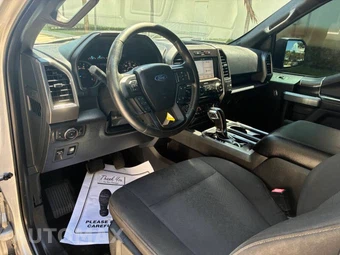 2018 Ford F-150 XLT Crew Cab Short Bed - miniatura 10