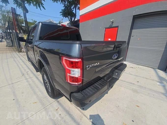 2018 Ford F-150 XLT Crew Cab Short Bed - miniatura 2
