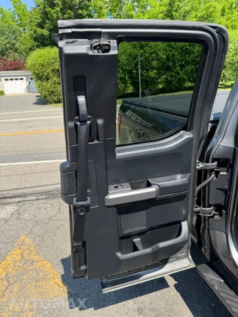 2018 Ford F-150 XLT Extended Cab Medium Bed w/Rear Doors - miniatura 35