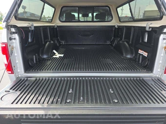 2018 Ford F-150 XLT Extended Cab Medium Bed w/Rear Doors - miniatura 11