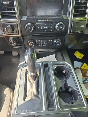 2018 Ford F-150 XLT Extended Cab Medium Bed w/Rear Doors - miniatura 29