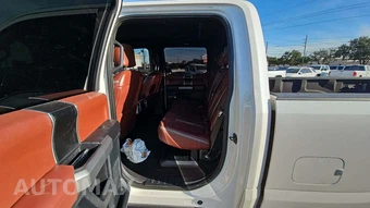2018 Ford F-350 PLATINUM - miniatura 10