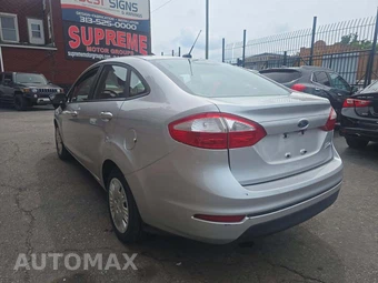 2018 Ford Fiesta S Sedan - miniatura 2