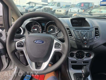 2018 Ford Fiesta SE Hatchback – miniatura 10