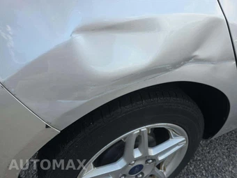 2018 Ford Fiesta SE Hatchback – miniatura 25