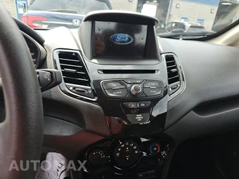 2018 Ford Fiesta SE Sedan – miniatura 11