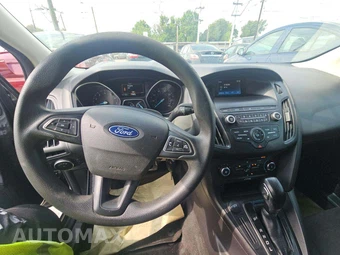 2018 Ford Focus S Sedan - miniatura 10
