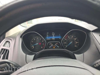 2018 Ford Focus SE Hatchback – miniatura 6