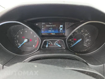 2018 Ford Focus SE Hatchback - miniatura 12