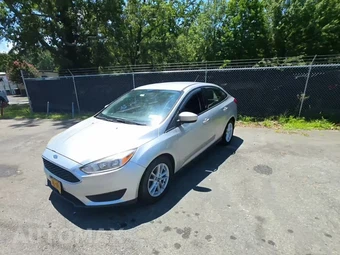 2018 Ford Focus SE Sedan