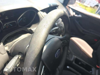 2018 Ford Focus SE Sedan – miniatura 16