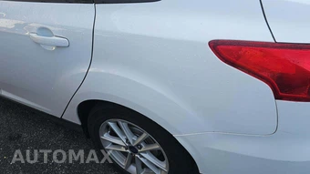 2018 Ford Focus SE Sedan – miniatura 28