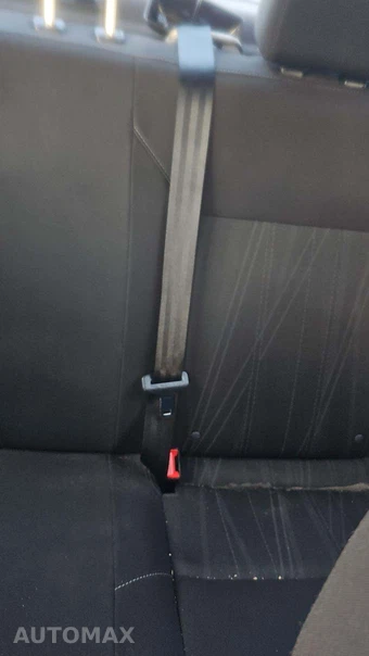 2018 Ford Focus SE Sedan – miniatura 29