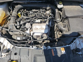 2018 Ford Focus SE Sedan – miniatura 15