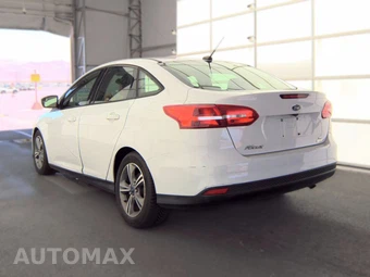 2018 Ford Focus SE Sedan – miniatura 6