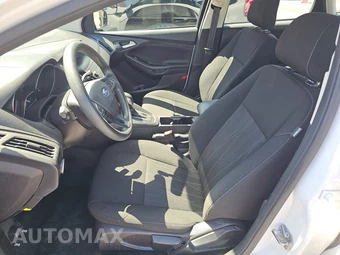 2018 Ford Focus SE Sedan – miniatura 7