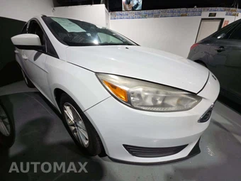 2018 Ford Focus SE Sedan – miniatura 4