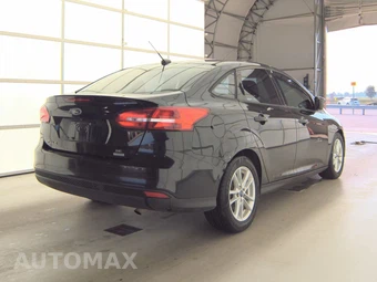 2018 Ford Focus SE Sedan – miniatura 4