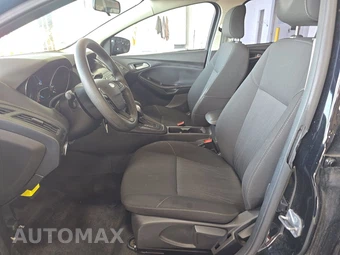 2018 Ford Focus SE Sedan – miniatura 7