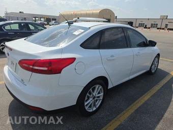 2018 Ford Focus SE Sedan – miniatura 4