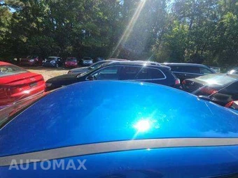 2018 Ford Focus SE Sedan – miniatura 12