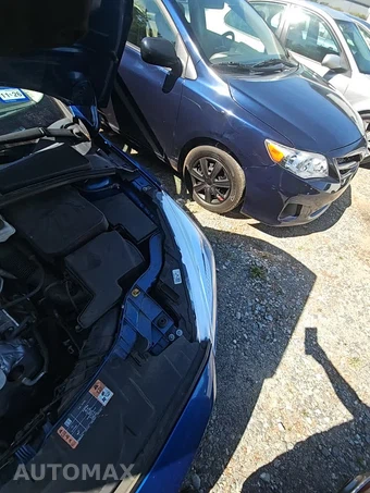 2018 Ford Focus SE Sedan – miniatura 22