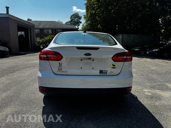 2018 Ford Focus SE Sedan - miniatura 5