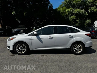 2018 Ford Focus SE Sedan - miniatura 7