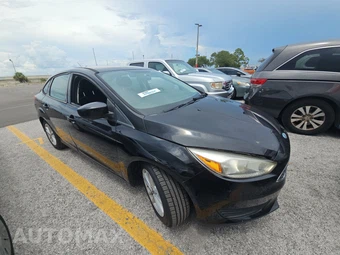 2018 Ford Focus SE Sedan – miniatura 3