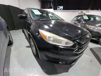 2018 Ford Focus SE Sedan – miniatura 4