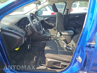 2018 Ford Focus SE Sedan – miniatura 7