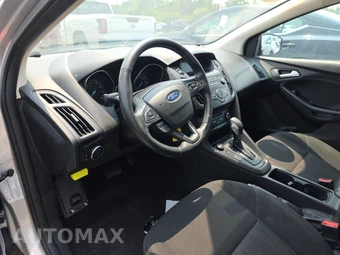 2018 Ford Focus SE Sedan - miniatura 10