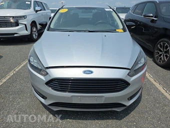 2018 Ford Focus SE Sedan - miniatura 2