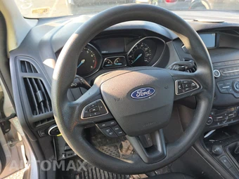 2018 Ford Focus SE Sedan - miniatura 10