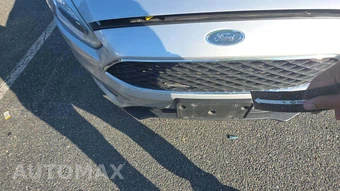 2018 Ford Focus SE Sedan - miniatura 24