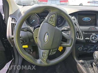 2018 Ford Focus SEL Hatchback - miniatura 10