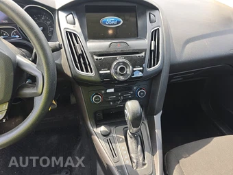 2018 Ford Focus SEL Hatchback - miniatura 11