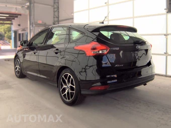 2018 Ford Focus SEL Hatchback - miniatura 6