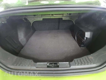 2018 Ford Focus SEL Sedan – miniatura 14