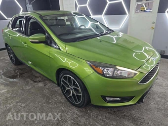 2018 Ford Focus SEL Sedan – miniatura 4
